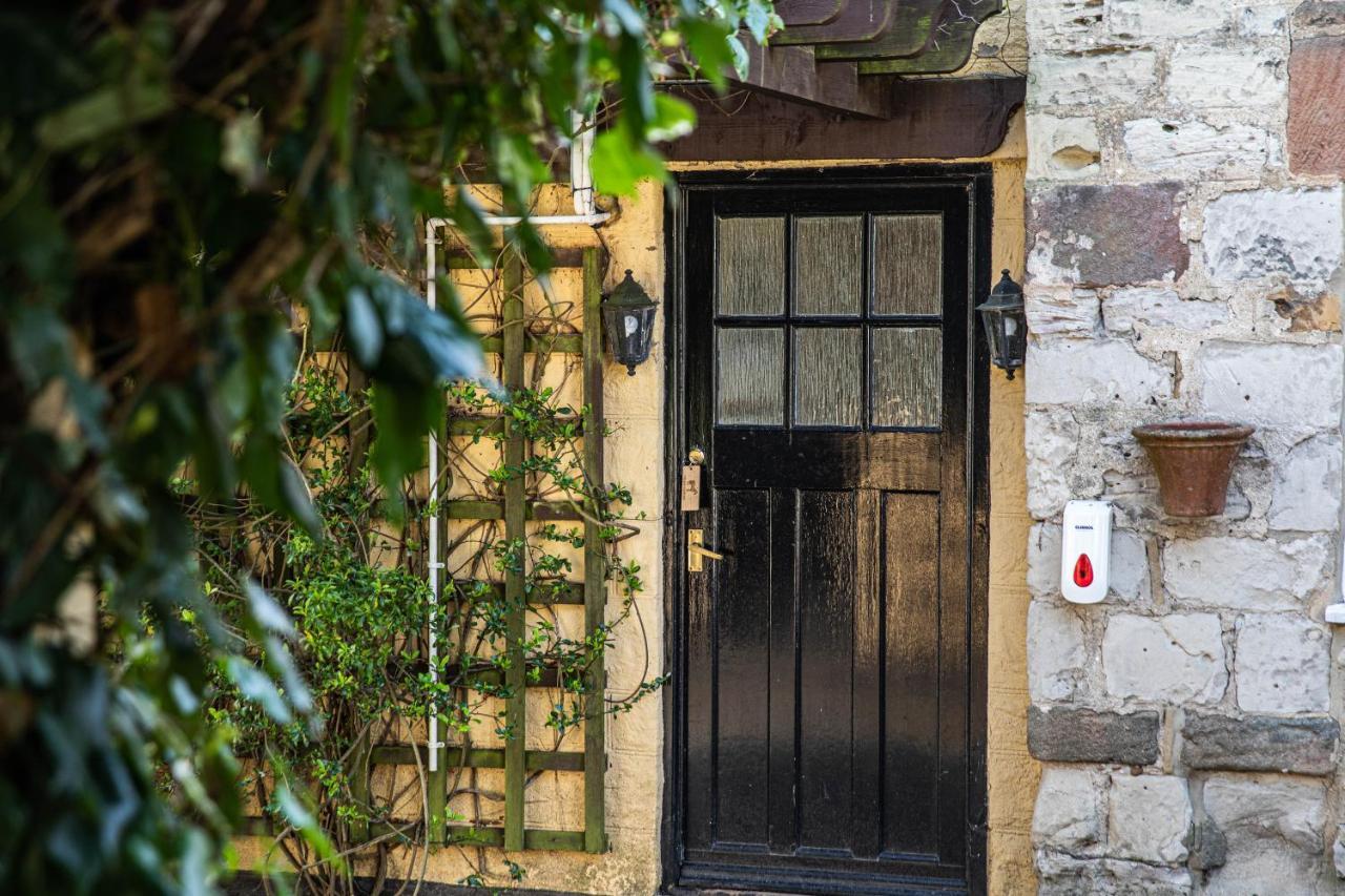 Bay Horse Inn Goldsborough Нерсборо Экстерьер фото